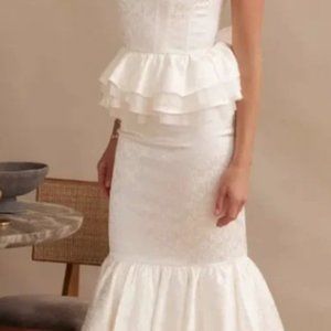 V. Chapman Medici Skirt & Top  in White Floral Brocade size 4